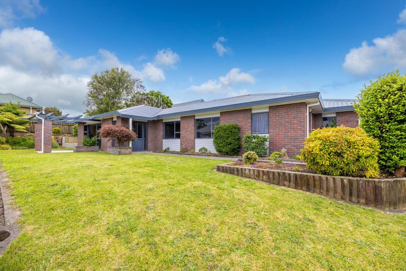 20 Hollinger Place, Nawton, Hamilton - Carousel 2