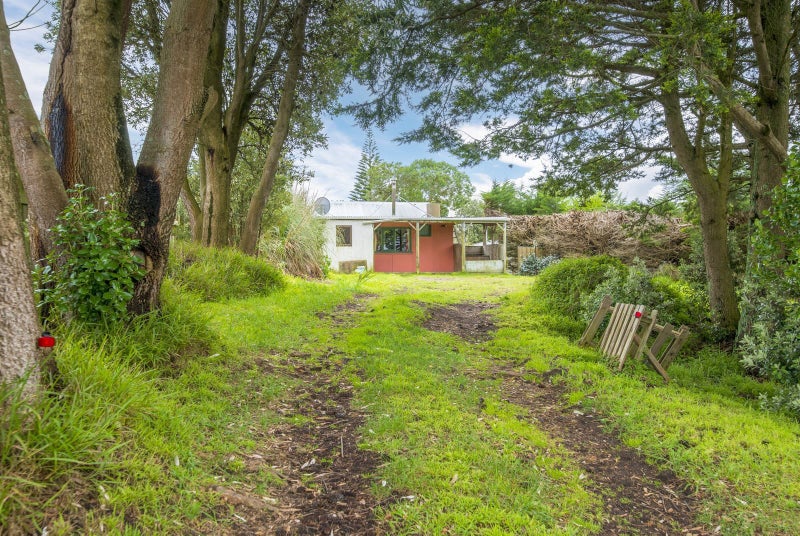Property Valuation for 664 Waikawa Beach Road, Waikawa Beach Trade Me