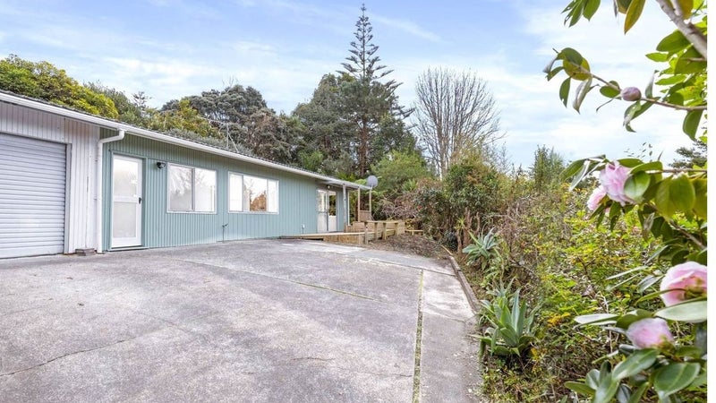 2/61 Glamorgan Drive, Torbay, Auckland - Carousel 1