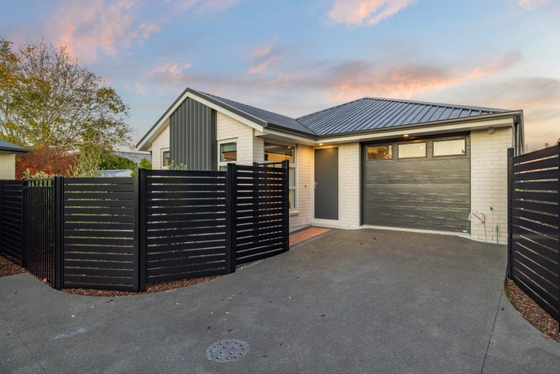 8 Wychwood Crescent, Bishopdale, Christchurch - Carousel 2