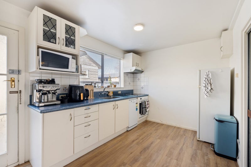 2/34 Devon Street, Sydenham, Christchurch - Carousel 1