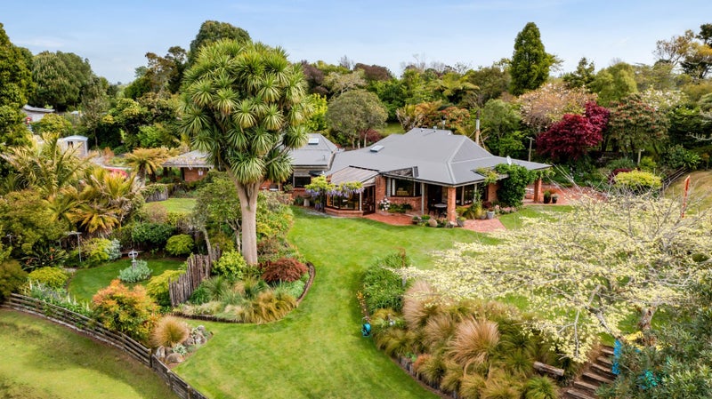 14 Ngawhini Road, Hawera - Carousel 1