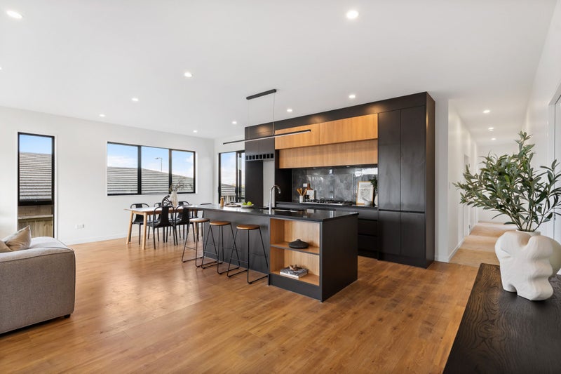 4 Joseph Kokich Avenue, Swanson, Auckland - Carousel 2