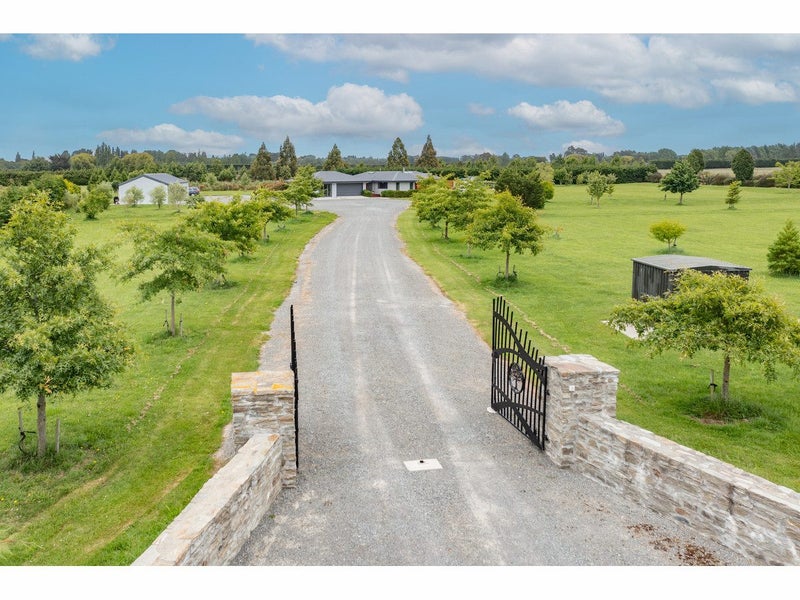 69 Threlkelds Road, Ohoka, Kaiapoi - Carousel 1