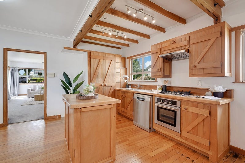 6 Elizabeth Street, Beerescourt, Hamilton - Carousel 2