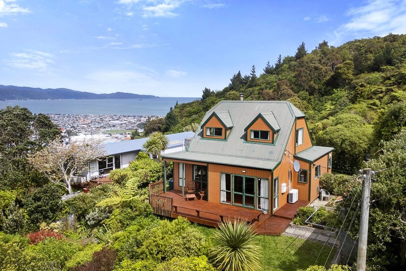 83 Miromiro Road, Normandale, Lower Hutt - Carousel 24