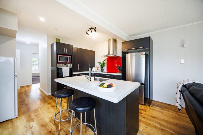 88A Brightwater Terrace, Terrace End, Palmerston North - Carousel 1