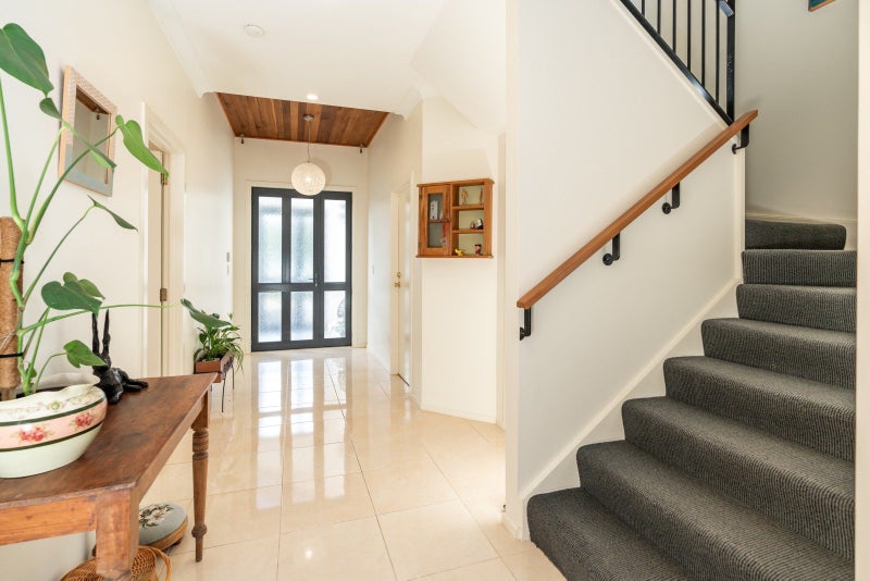 28A Duthie Street, Karori, Wellington - Carousel 2