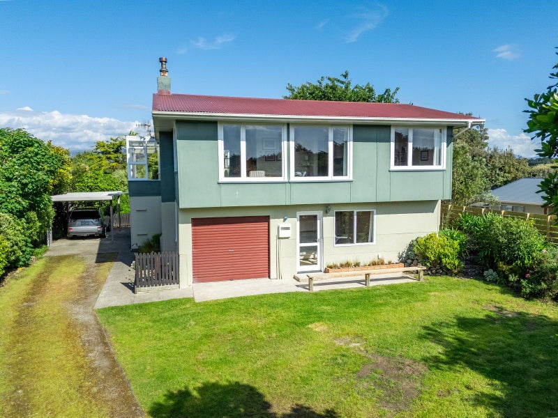 15 Arthur Street, Waikawa Beach - Carousel 1