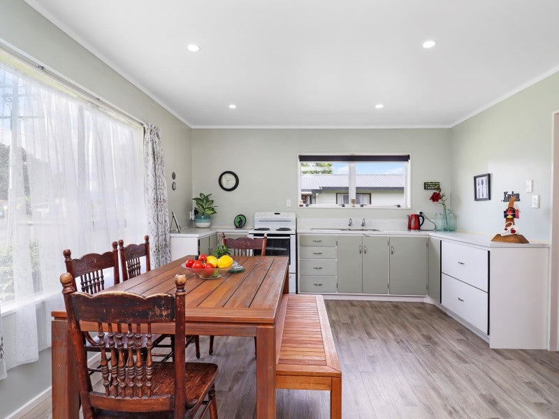 58 Station Road, Matamata, Matamata - Carousel 2
