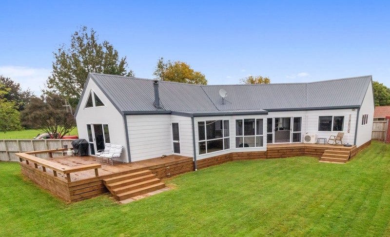 1 Ritchie Street, Te Aroha, Te Aroha - Carousel 1