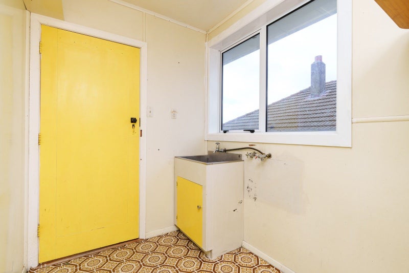 42 Turnbull Street, Brockville, Dunedin - Carousel 17