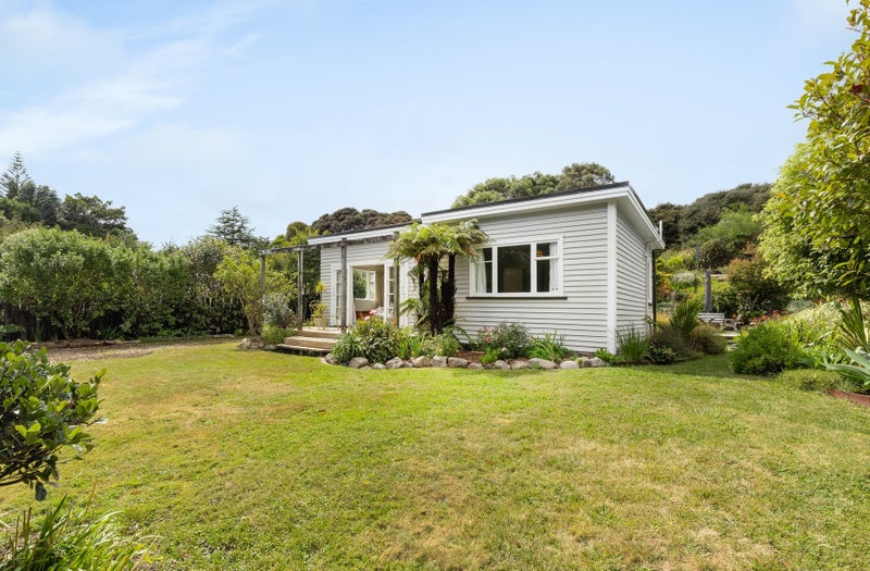 50 Matai Road, Raumati South, Paraparaumu - Carousel 1
