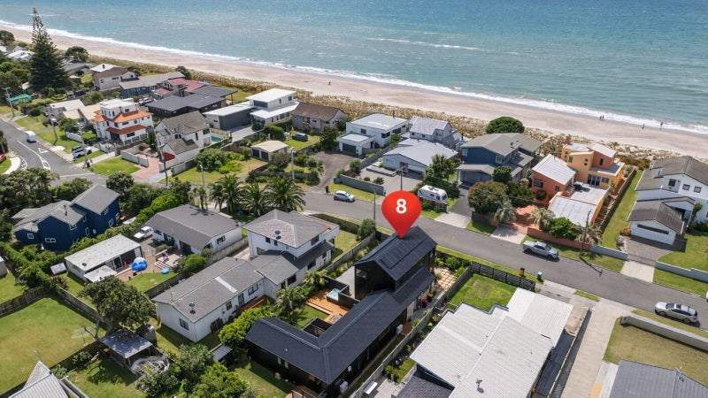 8 Motiti Road, Papamoa Beach, Papamoa - Carousel 2