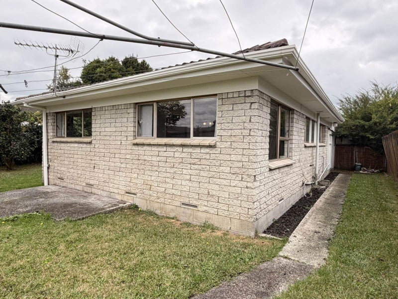 2/13 Royal Arch Place, Rosehill, Papakura - Carousel 10