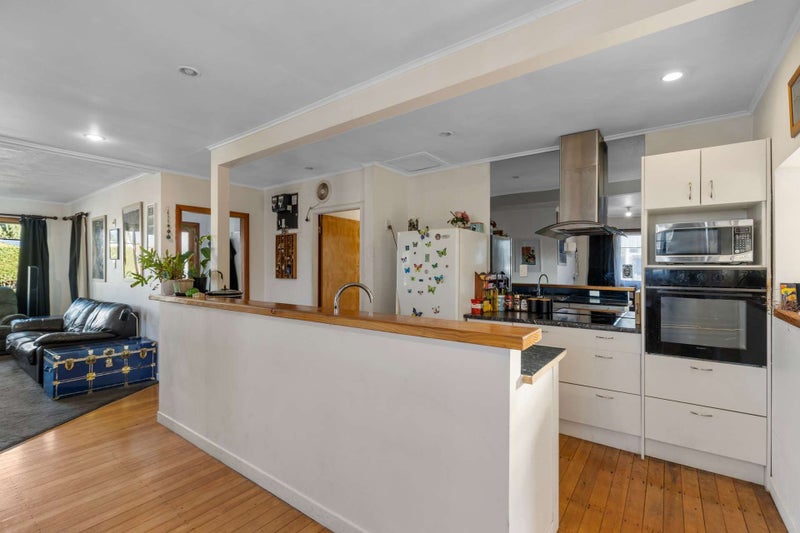 83B Whitby Road, Wakefield - Carousel 2