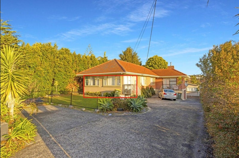 29A Awaroa Road, Sunnyvale, Waitakere City, Auckland - Carousel 1
