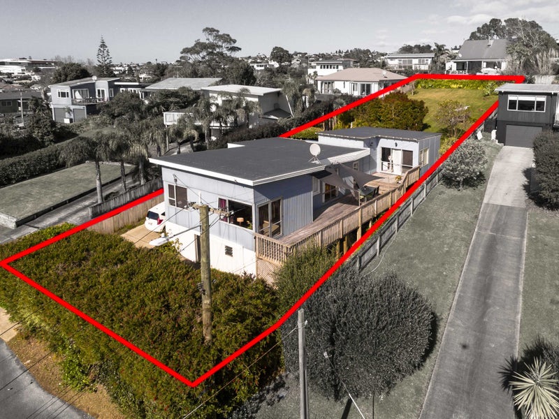 13 Rimu Road, Stanmore Bay, Whangaparaoa - Carousel 1