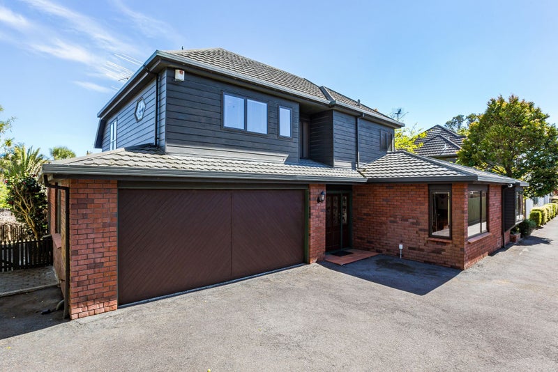 2/54 Queens Grove, Hutt Central, Lower Hutt - Carousel 1