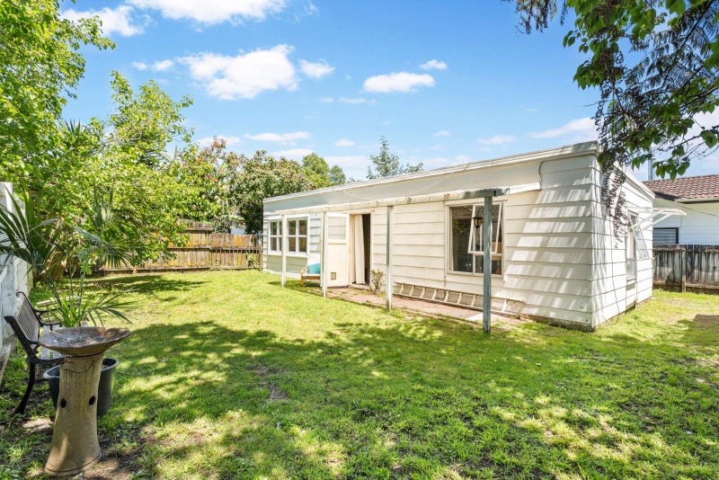 84A Fonteyn Street, Avondale, Auckland - Carousel 2