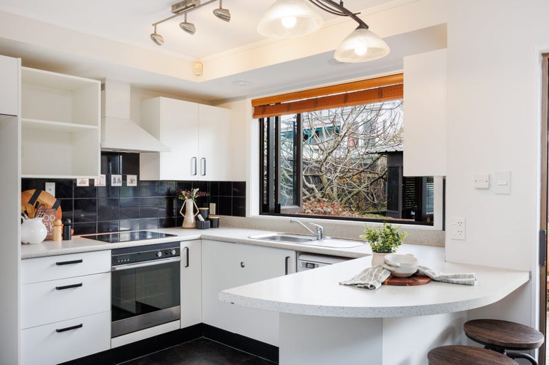 3 Newland Court, Palmerston North, Palmerston North - Carousel 1