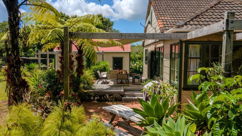 1 Lemon Grove, Kerikeri - Carousel 1