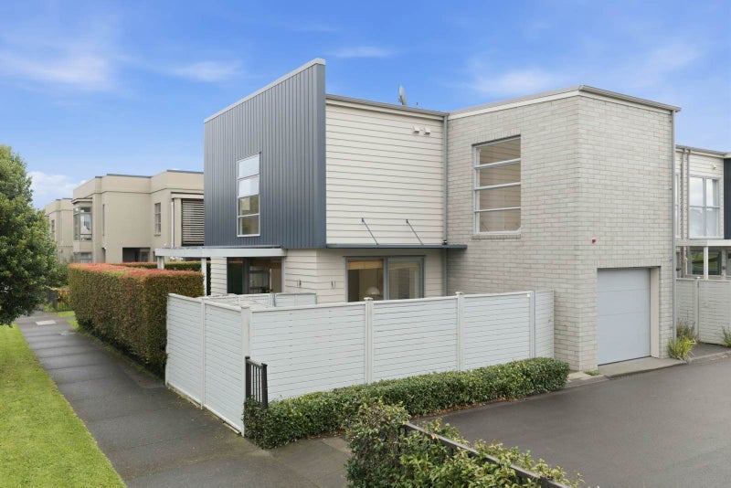 10 Flax Place, Stonefields, Auckland - Carousel 1