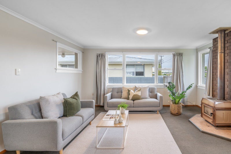 119 Robertson Street, Gore, Gore - Carousel 2