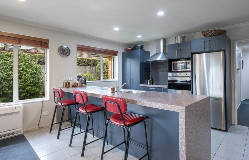 14 Cambelldon Crescent, Stoke, Nelson - Carousel 2