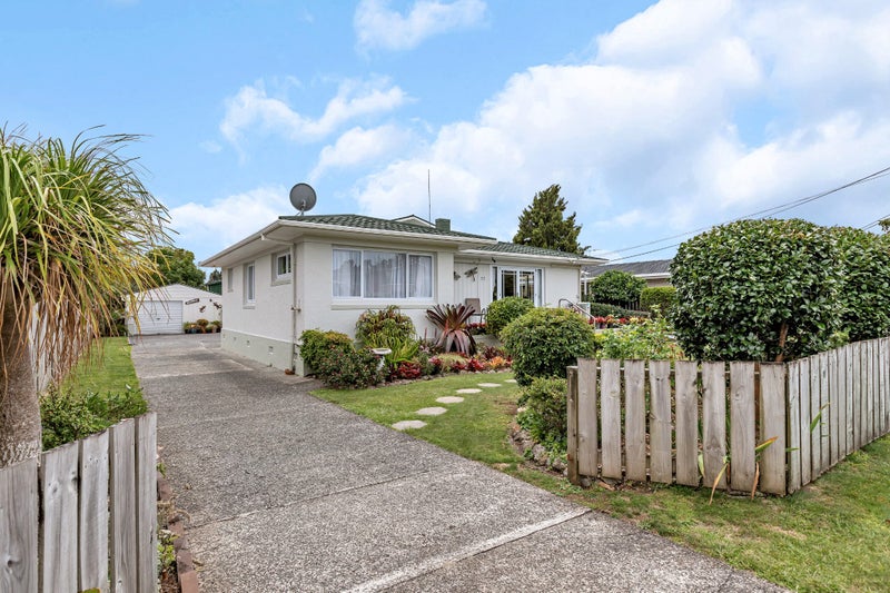 25 Tuhangi Street, Kamo, Whangarei - Carousel 2