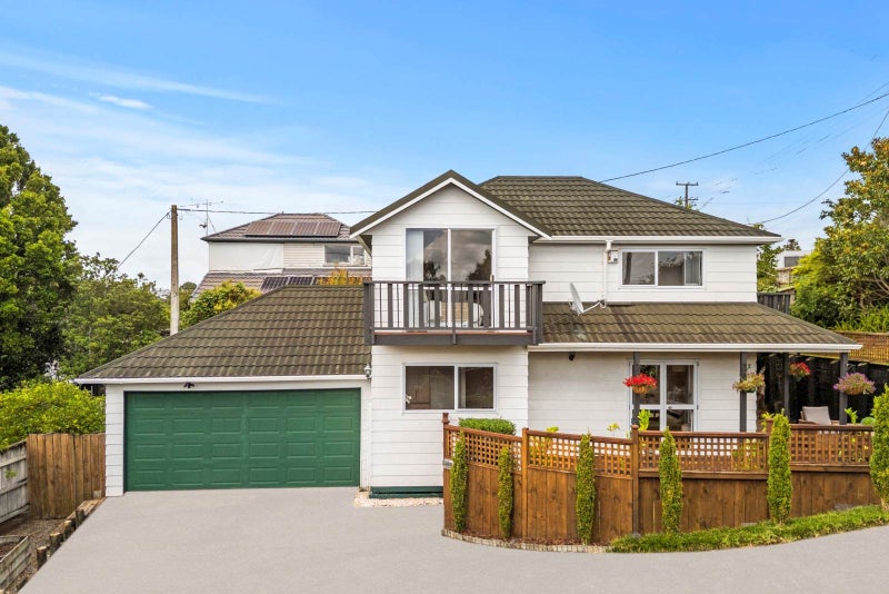 1/32 Arran Road, Browns Bay, Auckland - Carousel 1
