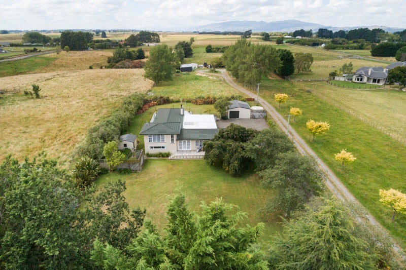 468 Stoney Creek Road, Kelvin Grove, Palmerston North - Carousel 1
