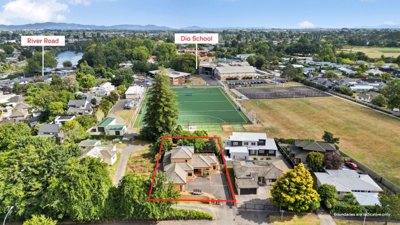35 Clarkin Road, Fairfield, Hamilton - Carousel 1