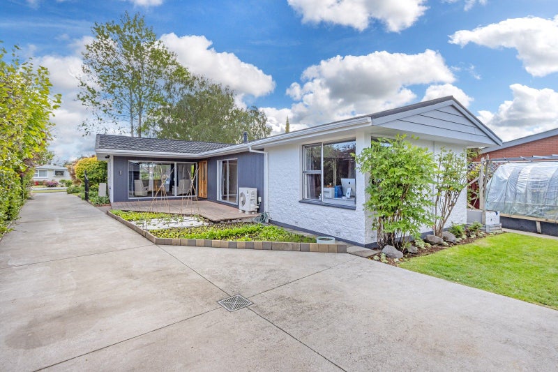 22 Toorak Avenue, Avonhead, Christchurch - Carousel 1