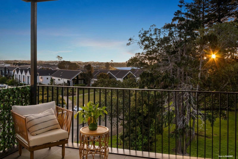 23/194 Buckley Avenue, Hobsonville, Auckland - Carousel 2