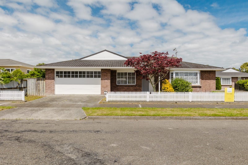 6 Kingston Street, Awapuni, Palmerston North - Carousel 1