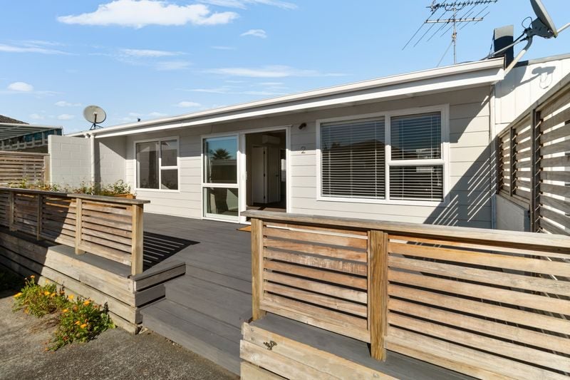 2/30 Portage Road, Papatoetoe, Auckland - Carousel 1