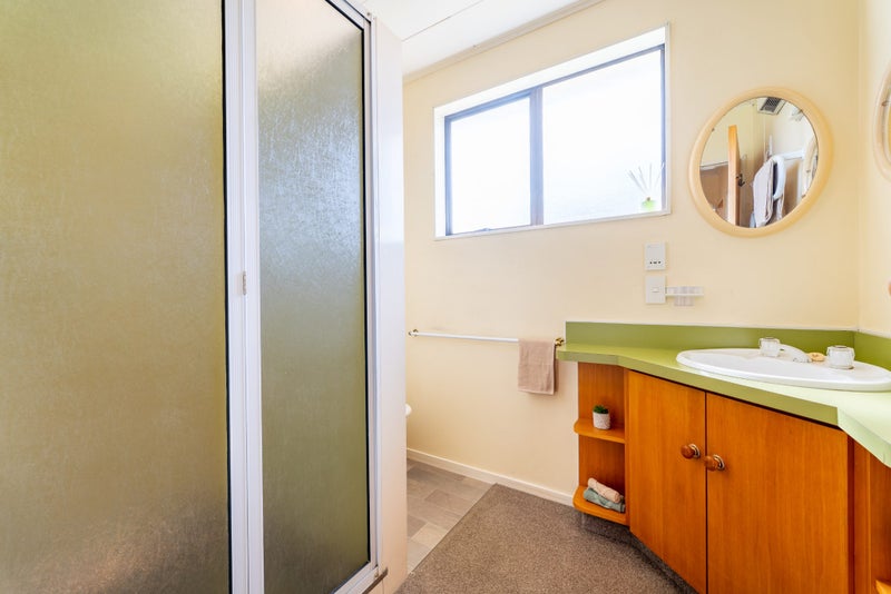 2/2 Stirling Place, Marchwiel, Timaru - Carousel 9