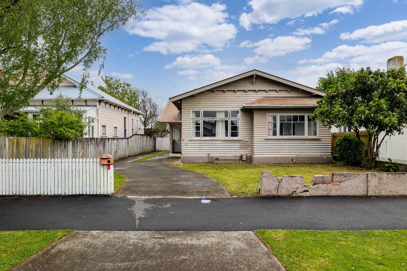 34 Waldegrave Street, Palmerston North, Palmerston North - Carousel 19