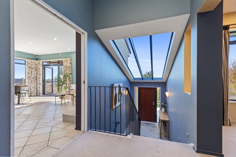 9 Sterling Gate Drive, Bethlehem, Tauranga - Carousel 2