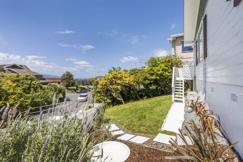 17A Virginia Grove, Brooklyn, Wellington - Carousel 2