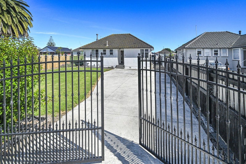 181 Nikau Street, Saint Leonards, Hastings - Carousel 1