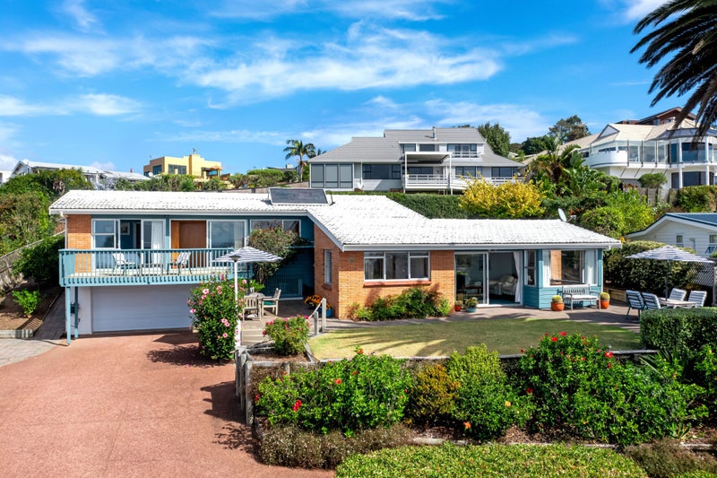 30 Upper Chelverton Drive, Red Beach, Red Beach - Carousel 1