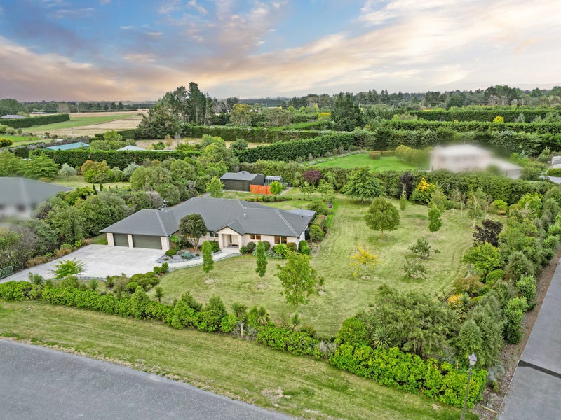 7 Stone Eyre Place, Swannanoa, Rangiora - Carousel 1
