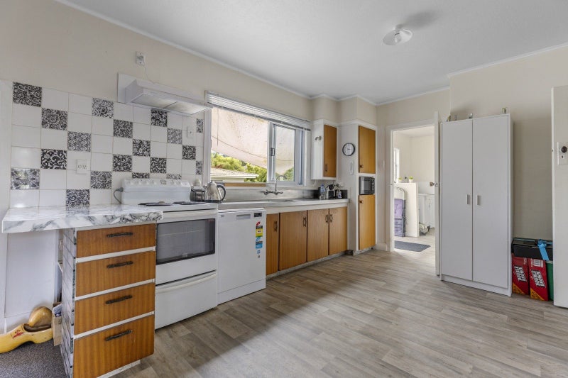 100 Ngatai Street, Taumarunui, Taumarunui - Carousel 2