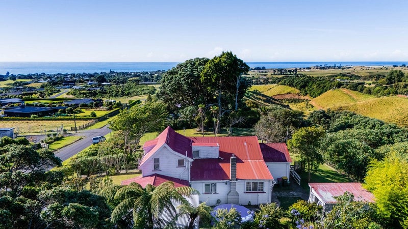 161 Wairau Road, Kaitake, New Plymouth - Carousel 19