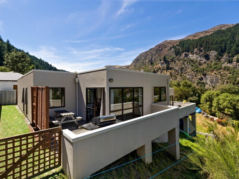 6B Kiely Lane, Queenstown, Queenstown - Carousel 2