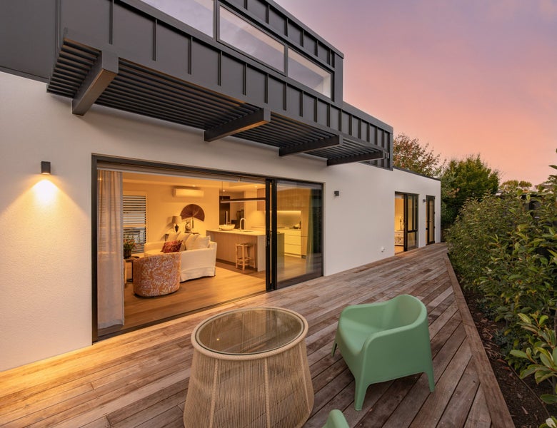 2A Church Lane, Merivale, Christchurch - Carousel 2
