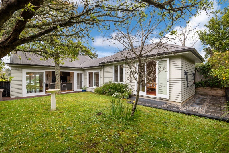 7 Moira Street, Ponsonby, Auckland - Carousel 1