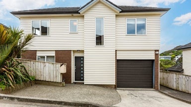 5/16 Black Rock Road, Newlands, Wellington - Carousel 1